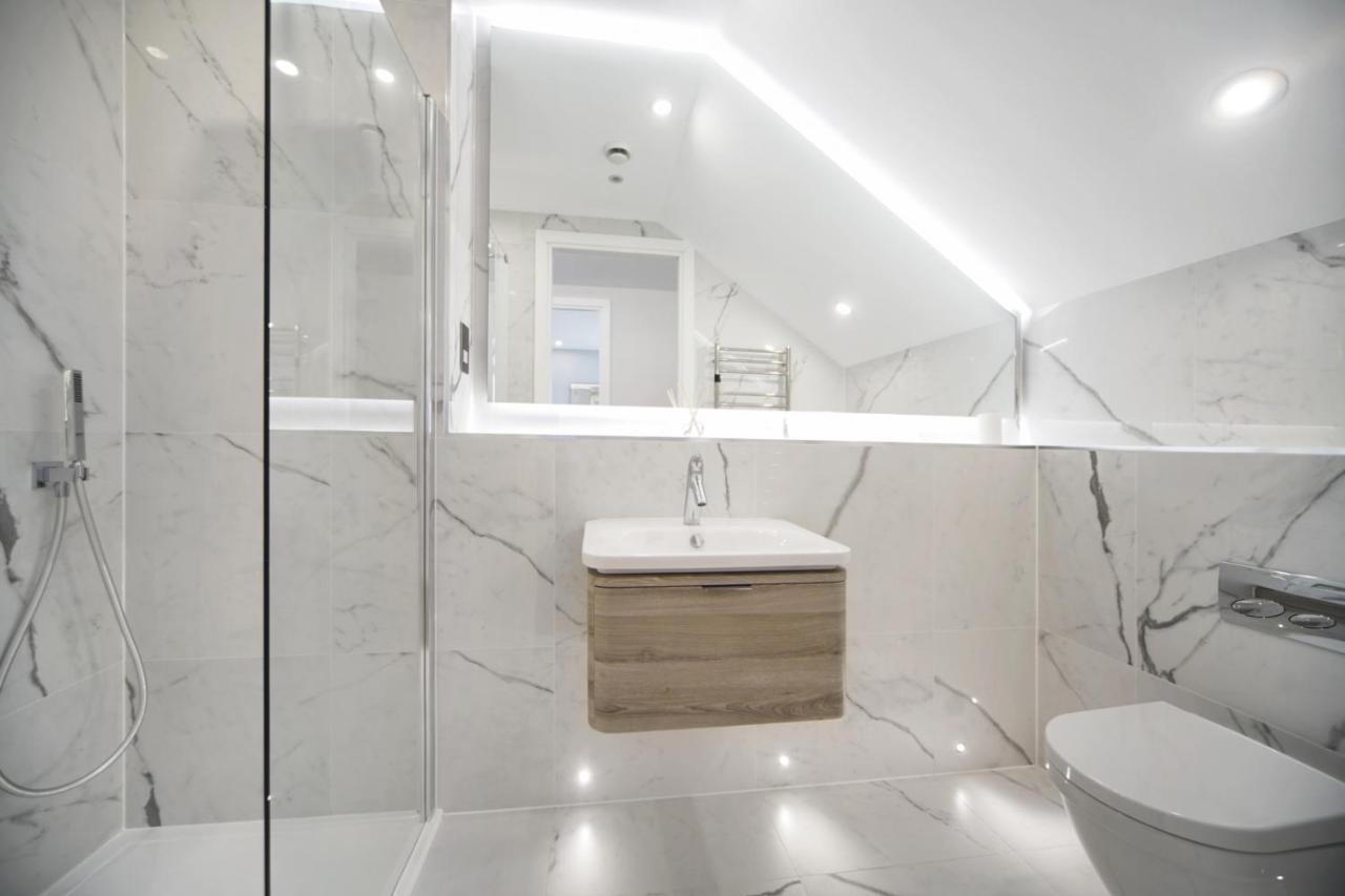 Lux Apartments In Fulham London Exterior photo