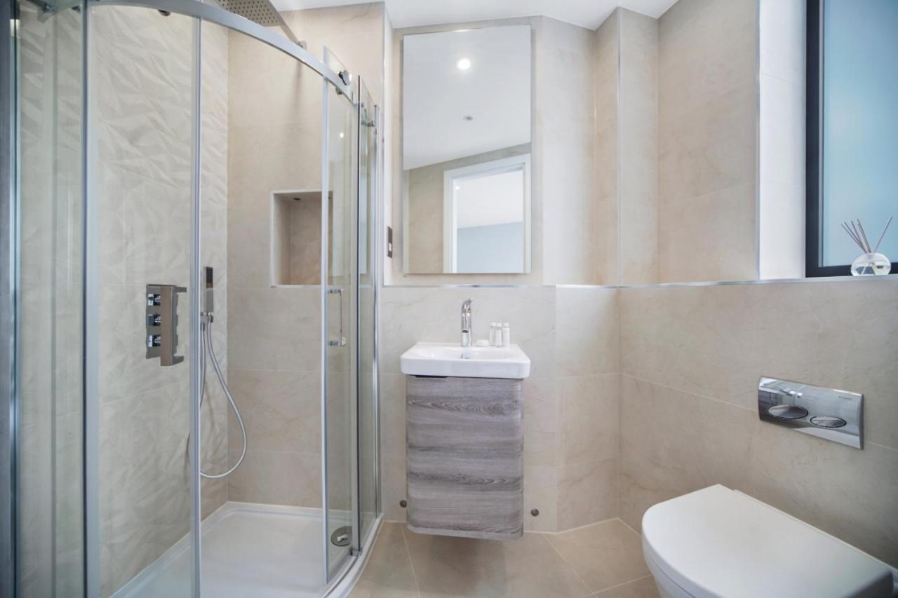 Lux Apartments In Fulham London Exterior photo